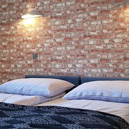 Apartament Centrum Park Ul Waszyngtona 쳉스토호바 외부 사진