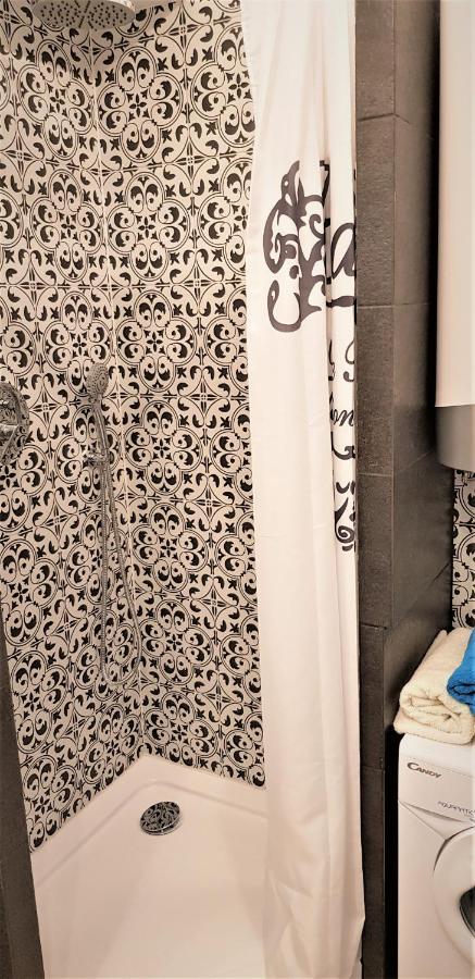 Apartament Centrum Park Ul Waszyngtona 쳉스토호바 외부 사진